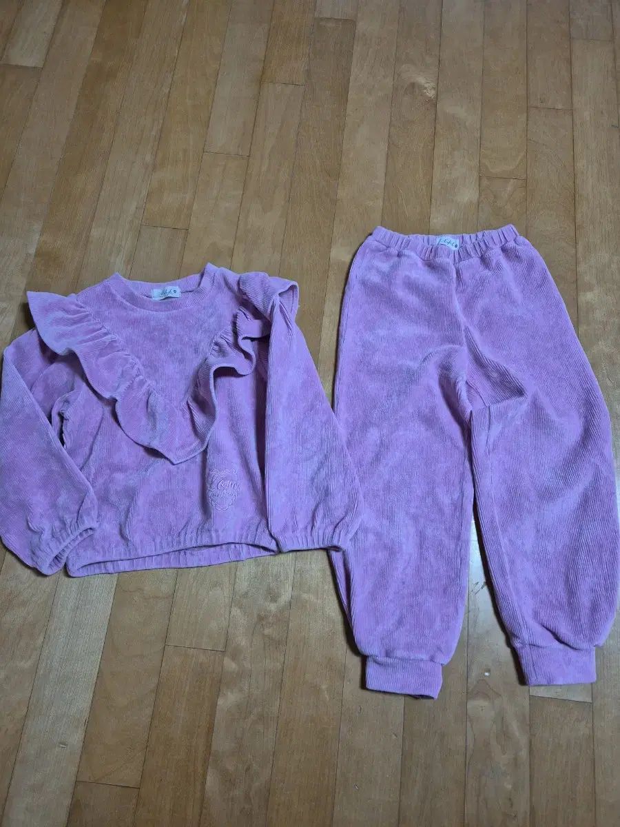 エアフィッシュ 女の子用トップス&ボトムス セットアップ m