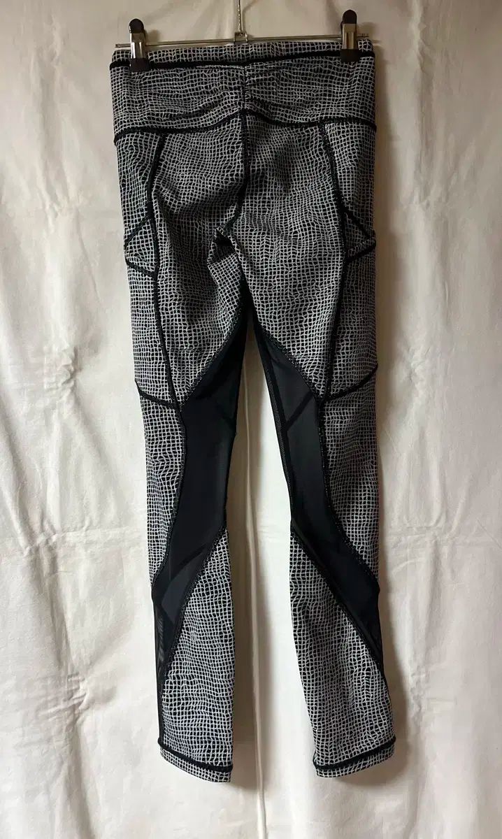 lululemon レギンス(2)限定カラー 【公式通販】