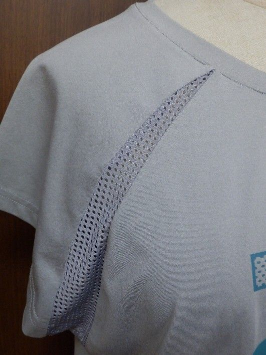 ROXY 水陸両用フレンチスリーブＴシャツ 薄グレー レディースＳサイズ ロキシー