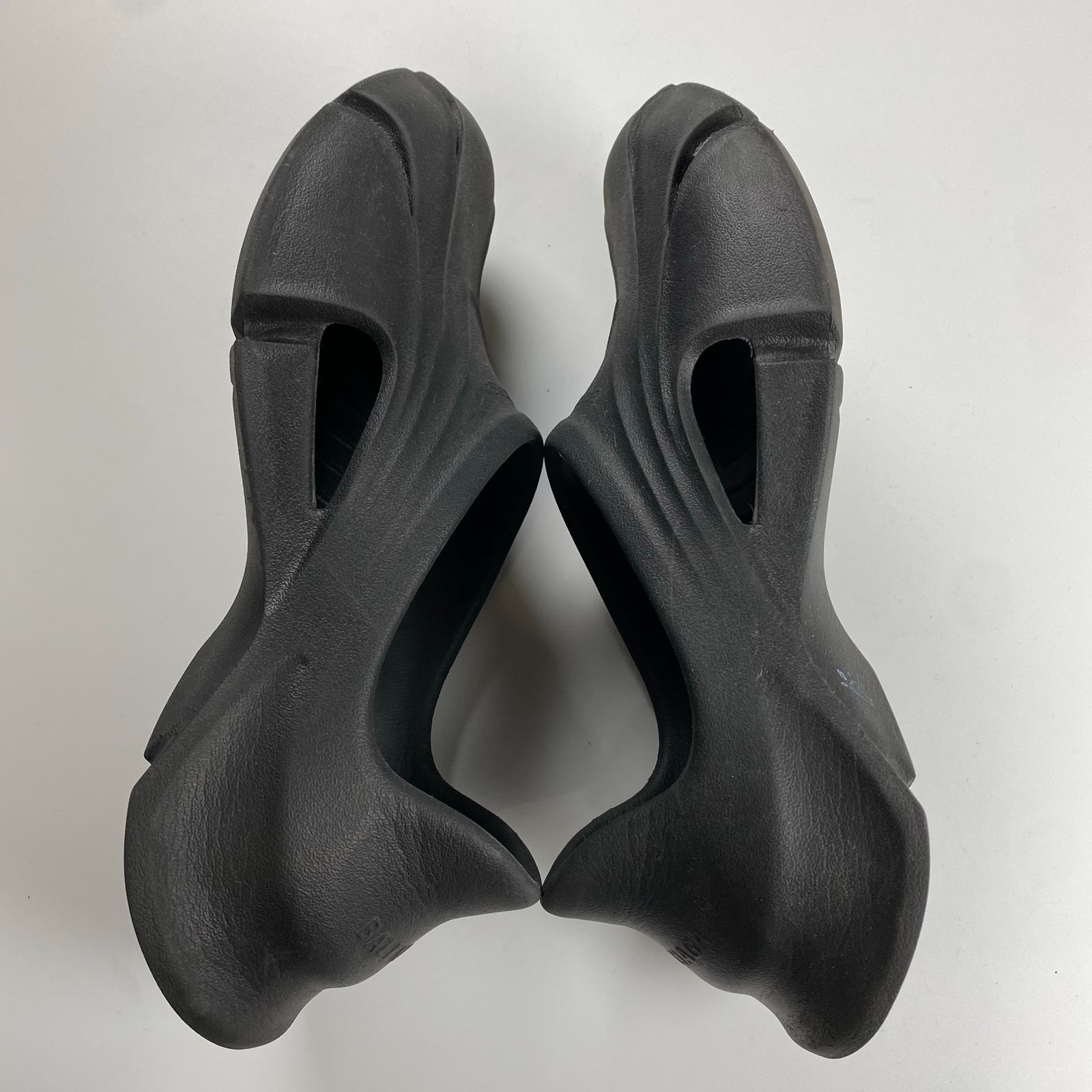 鑑定済】 BALENCIAGA バレンシアガ / MOLD CLOSED ラバー