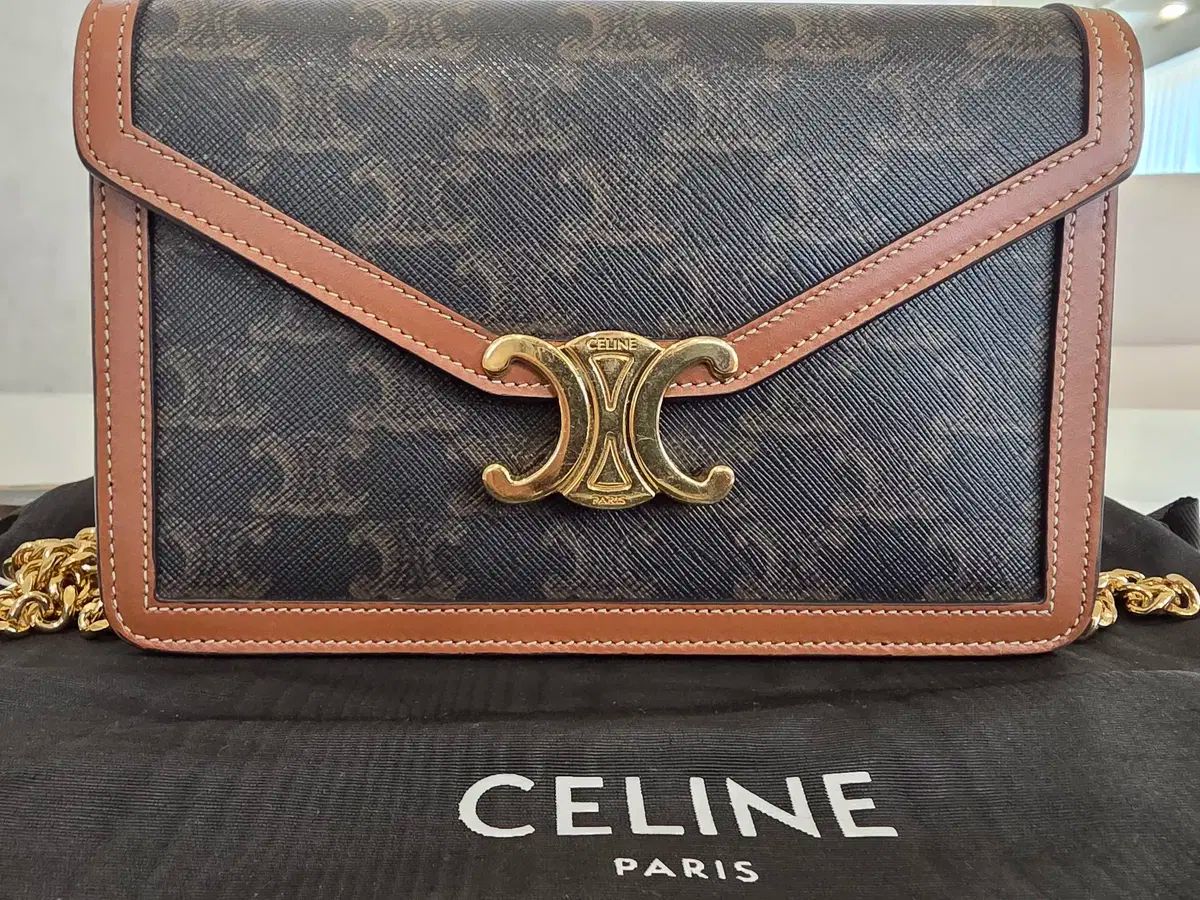 セリーヌ マゴ チェーン財布 - トリオンフ キャンバス - カーフスキン