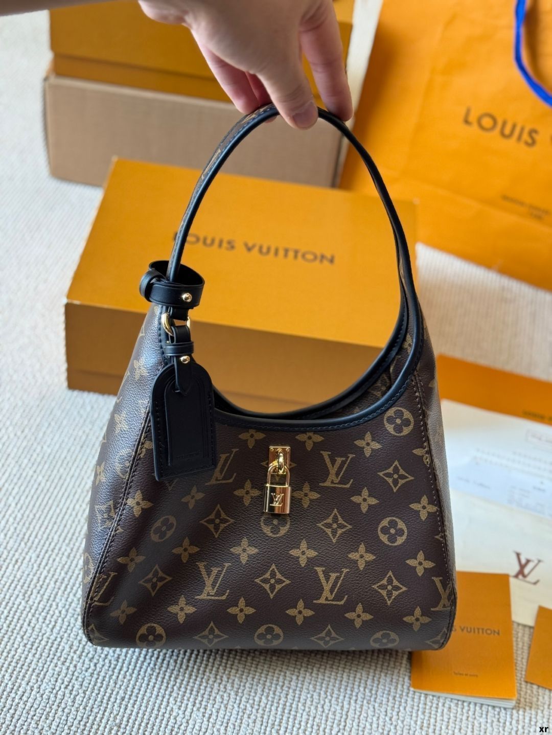 【高級感溢れるローキー】LOUIS VUITTON★ハンドバッグ 楽天市場】【バッグ】LOUIS VUITTON ルイ ヴィトン モノグラム