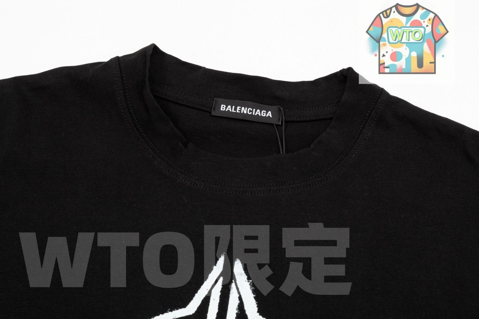 BALENCIAGA ブラック クルーネック Tシャツ　新品未使用　タグ付き 本日限定特価】BALENCIAGA ロックデザイン クルーネックTシャツ