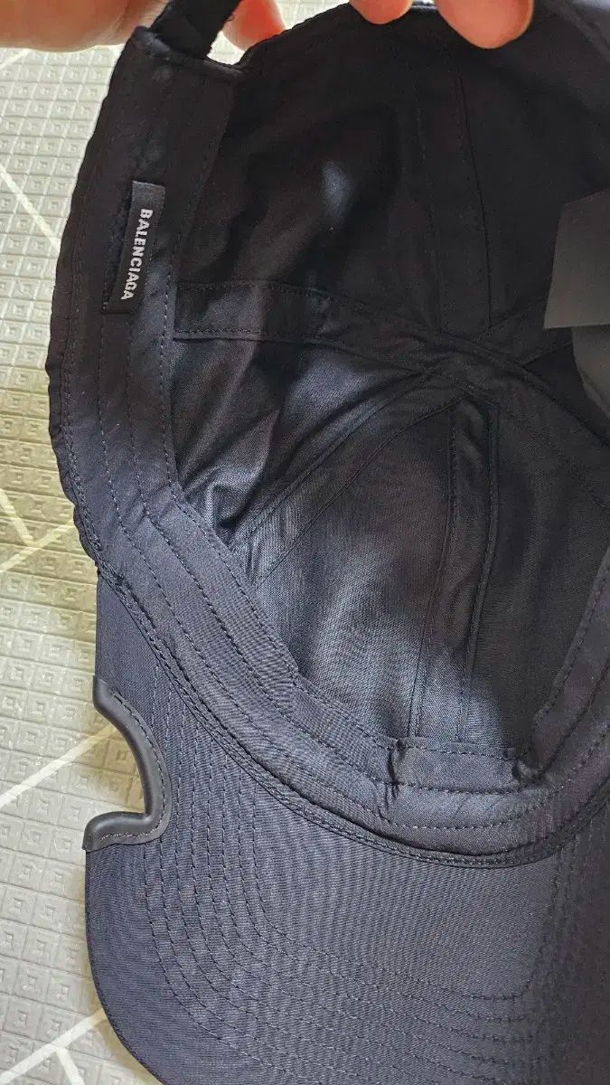  BALENCIAGA バレンシアガ ナイロン ブラック ボールキャップ その他 キャップ