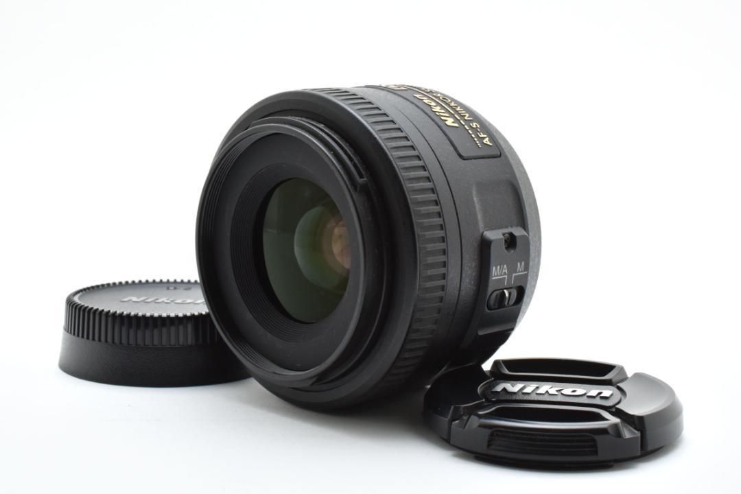 351 Nikon AF-S NIKKOR 35mm 1.8 G DX