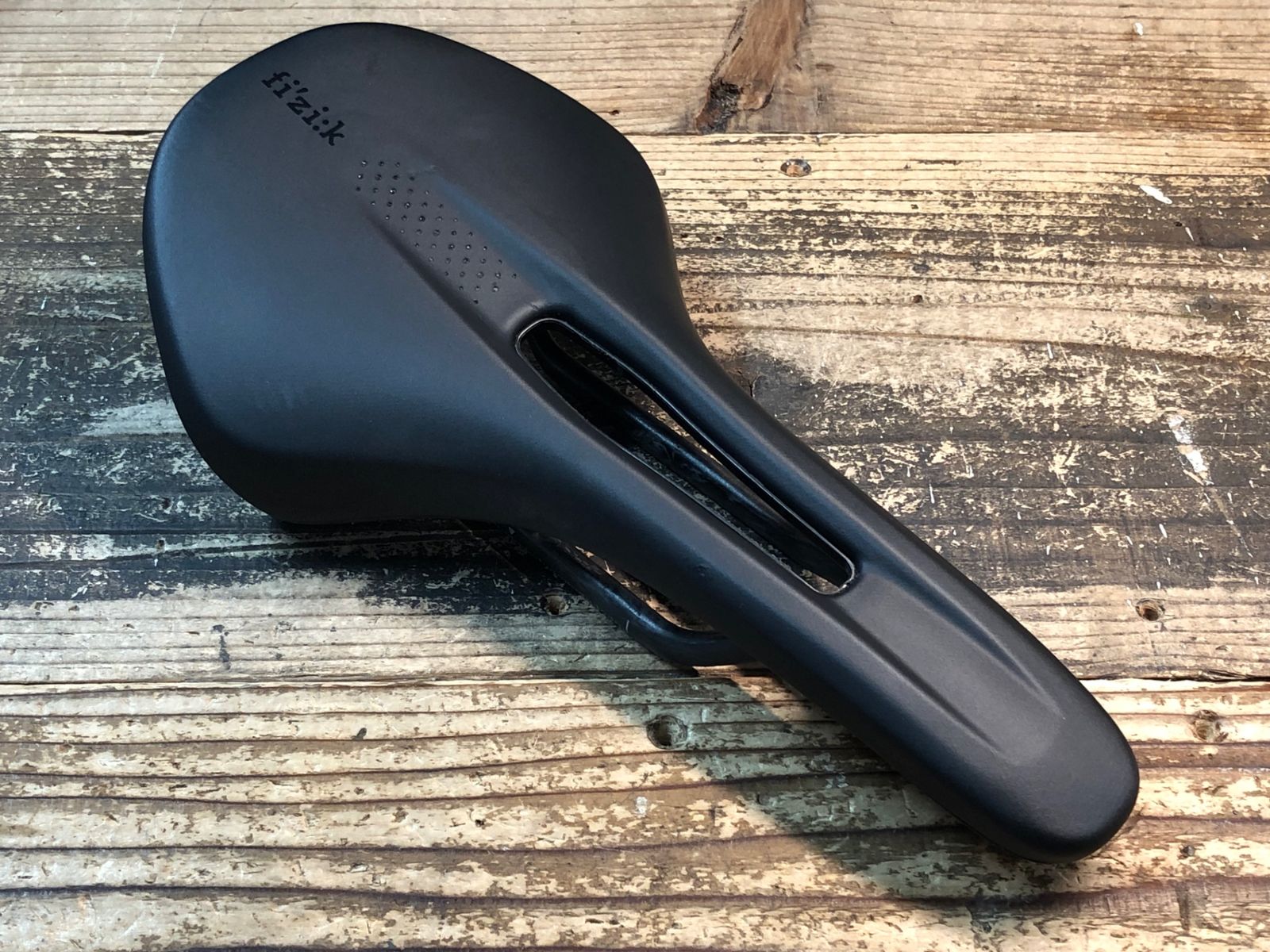 JD427 フィジーク fizik アンタレス antares vento R1 サドル