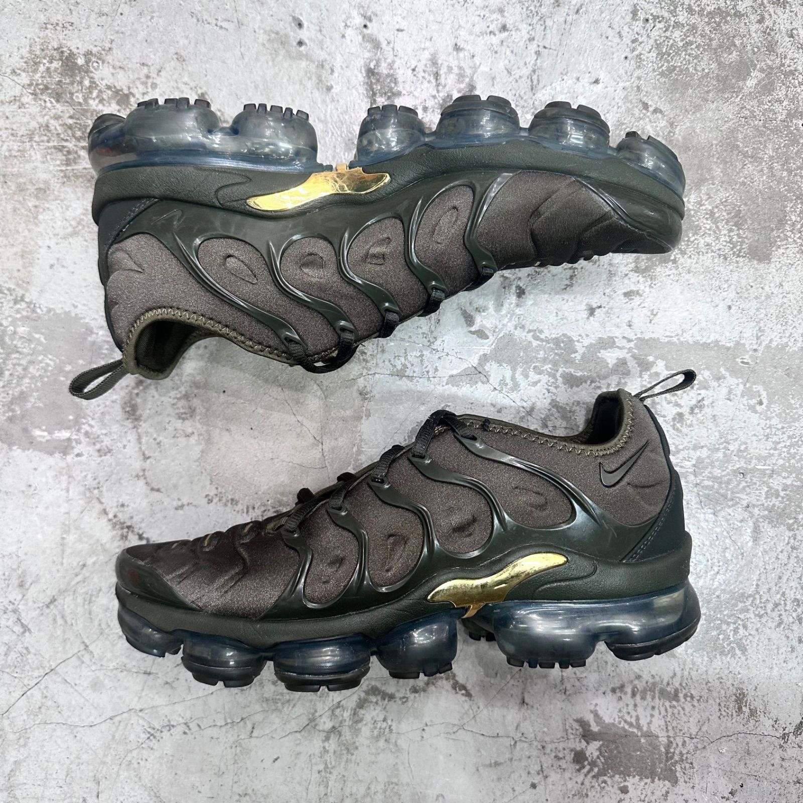 NIKE ナイキ エア ヴェイパーマックス プラス カーキ NIKE公式