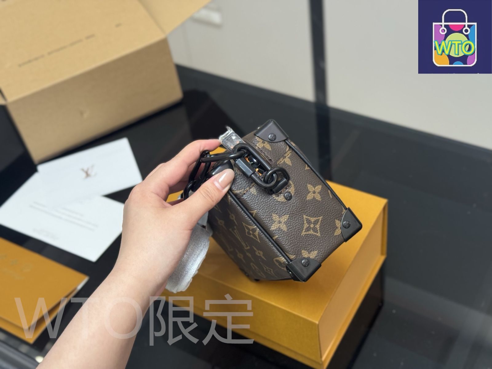 今日特価】Louis Vuitton ルイ・ヴィトン ミニ ソフト トランク