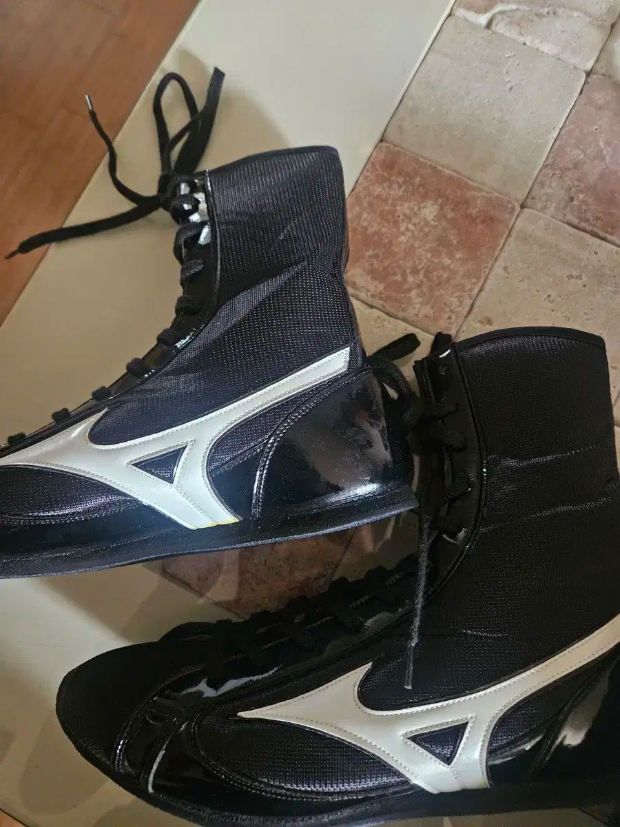  Mizuno ミズノ ボクシング シューズ 完走者 スペクトラ ミッド ブラック 280 その他 ボクシング