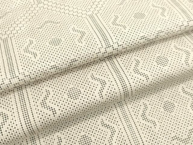 平和屋着物○本場大島紬 白大島 7マルキ 亀甲柄 正絹 逸品 DAAV1075tw