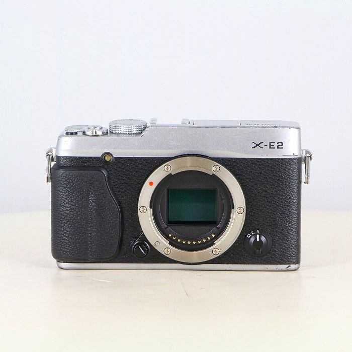 フジフイルム FUJIFILM X-E2 シルバー ボディ