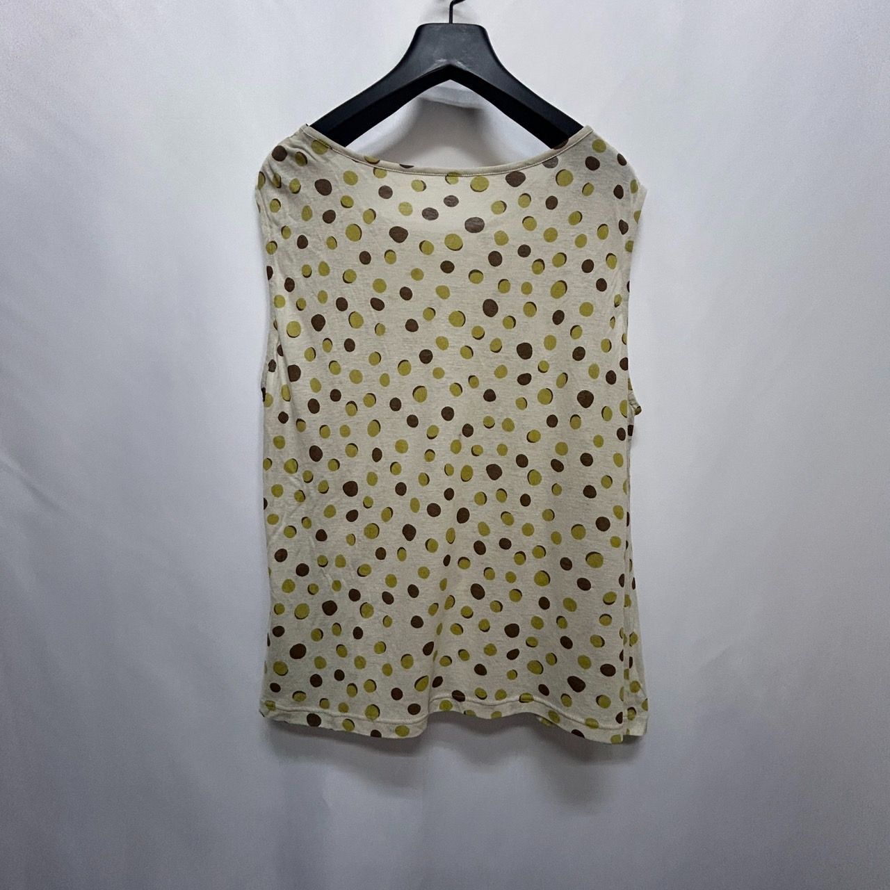 ベージュ系 ノースリーブカットソー