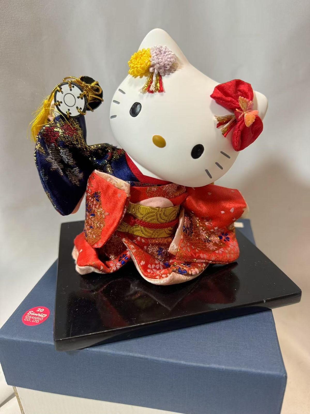 美品 梅 ハローキティ 日本人形 日本限定販売品 限定品　Hello Kitty in kimono doll　サンリオ　着物