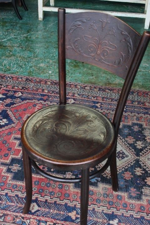 ベントウッドチェア