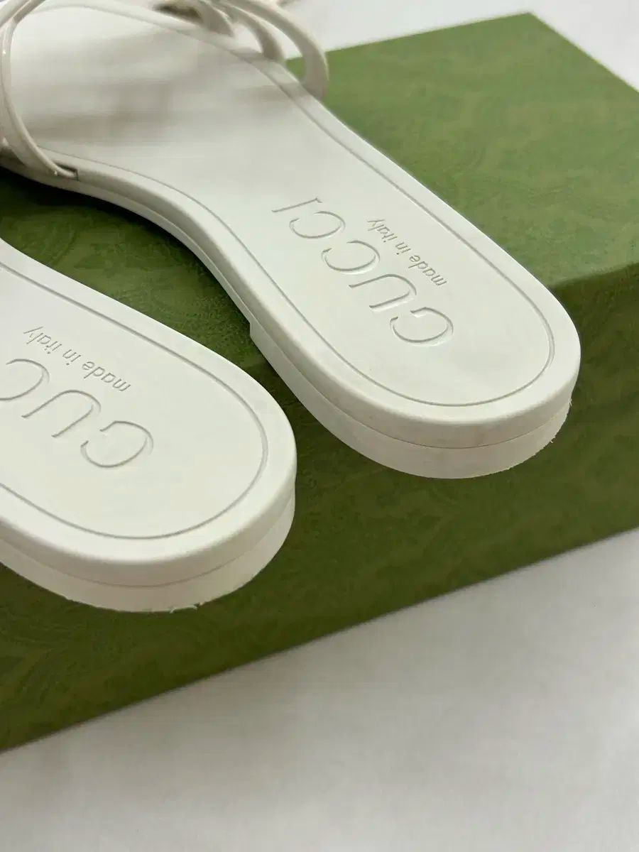 GUCCI ベージュ スライドサンダル グッチ レディース厚底スライド