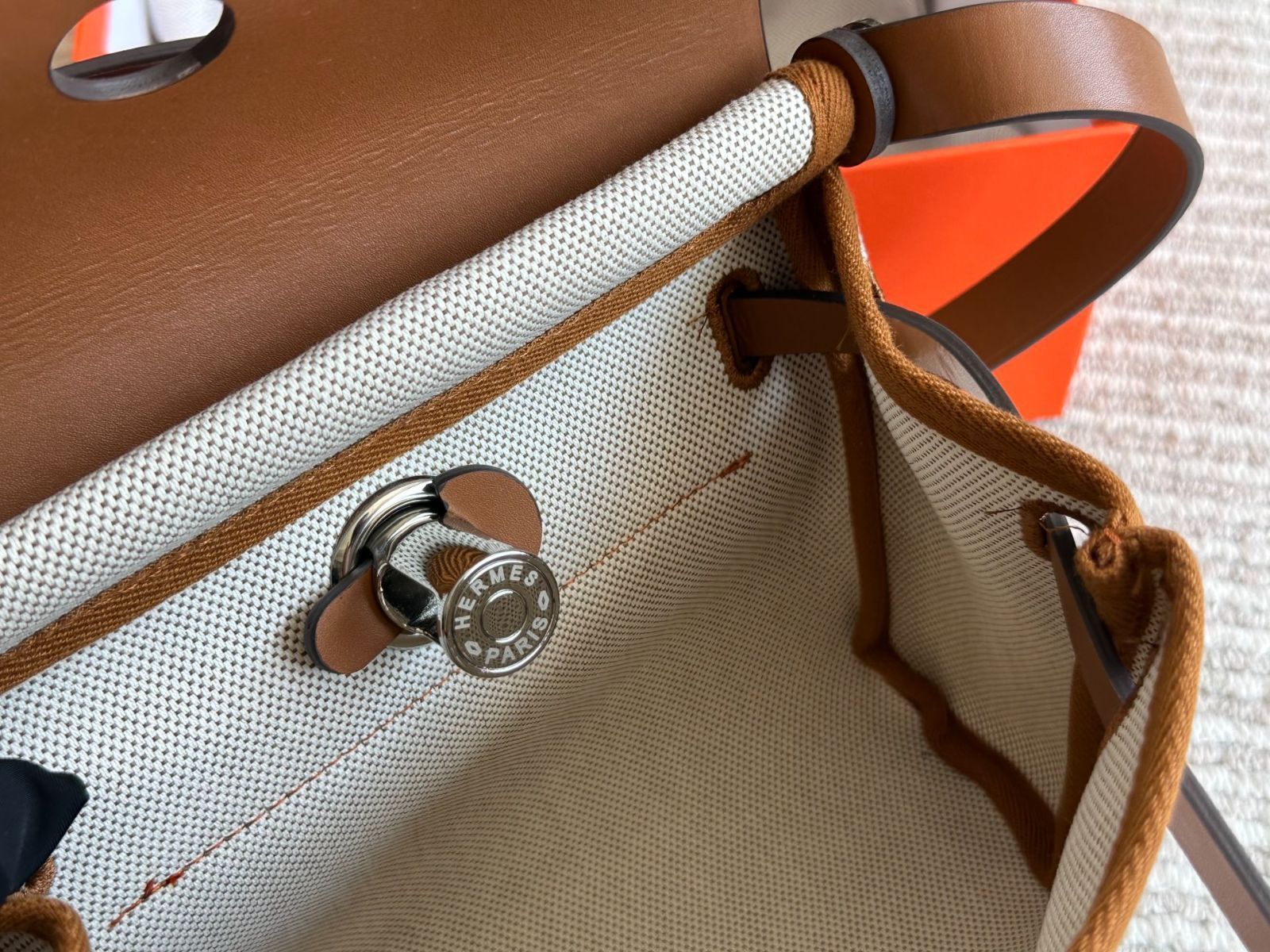 ファーストリリース