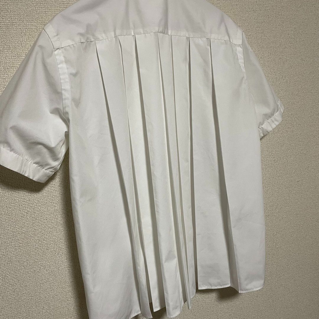 24SS sacai サカイ プリーツ加工 半袖シャツ メンズ 24-02338M