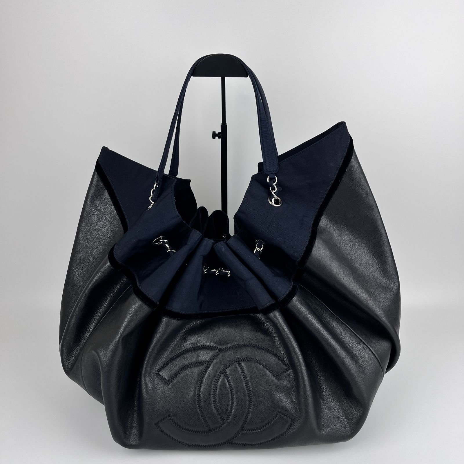 中古】CHANEL シャネル ココマーク 巾着 ショルダーバッグ