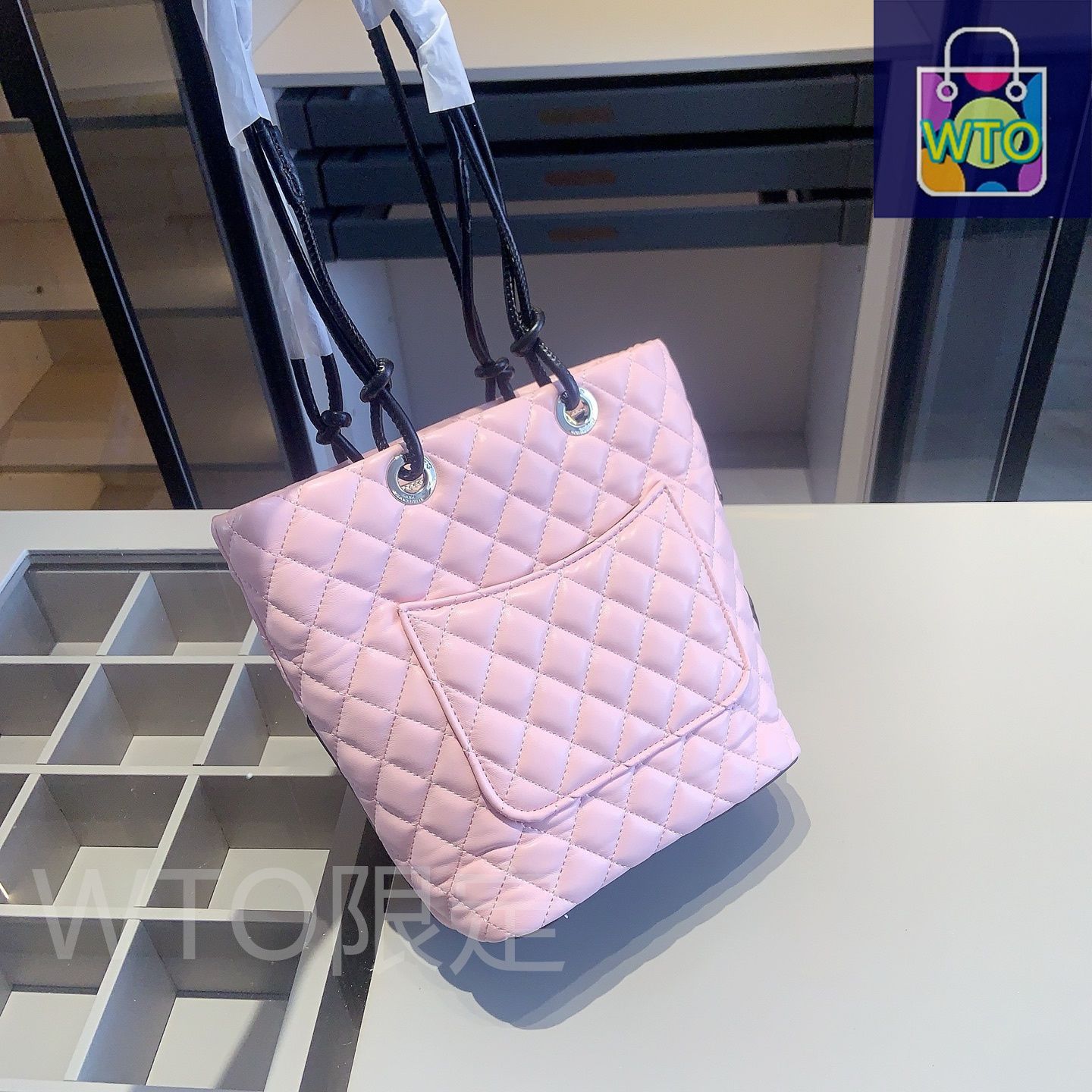 ネ*ネ様 シャネルトートバック 今日特価】Chanel X675 3点セット, トートバッグ＆スクエア