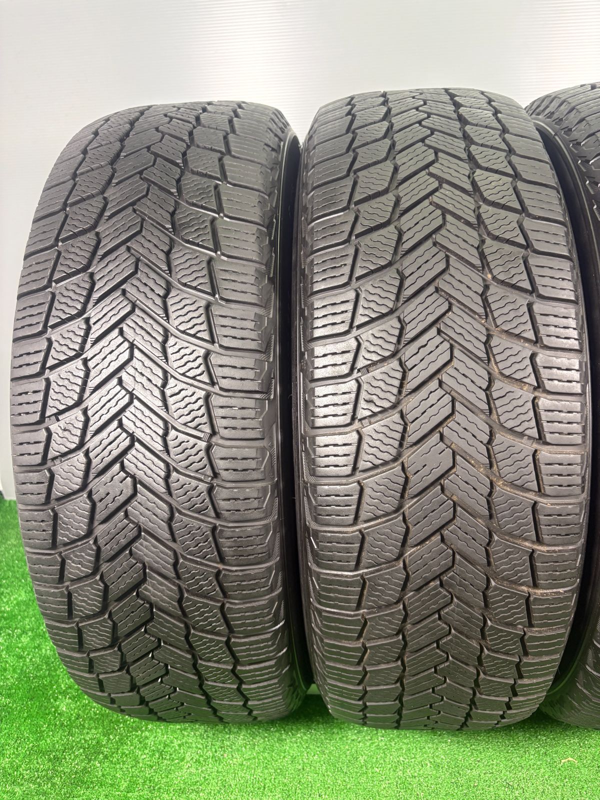 235 60R18 ミシュラン X-ICE SNOW SUV 4本 冬タイヤ スタッドレス TA593