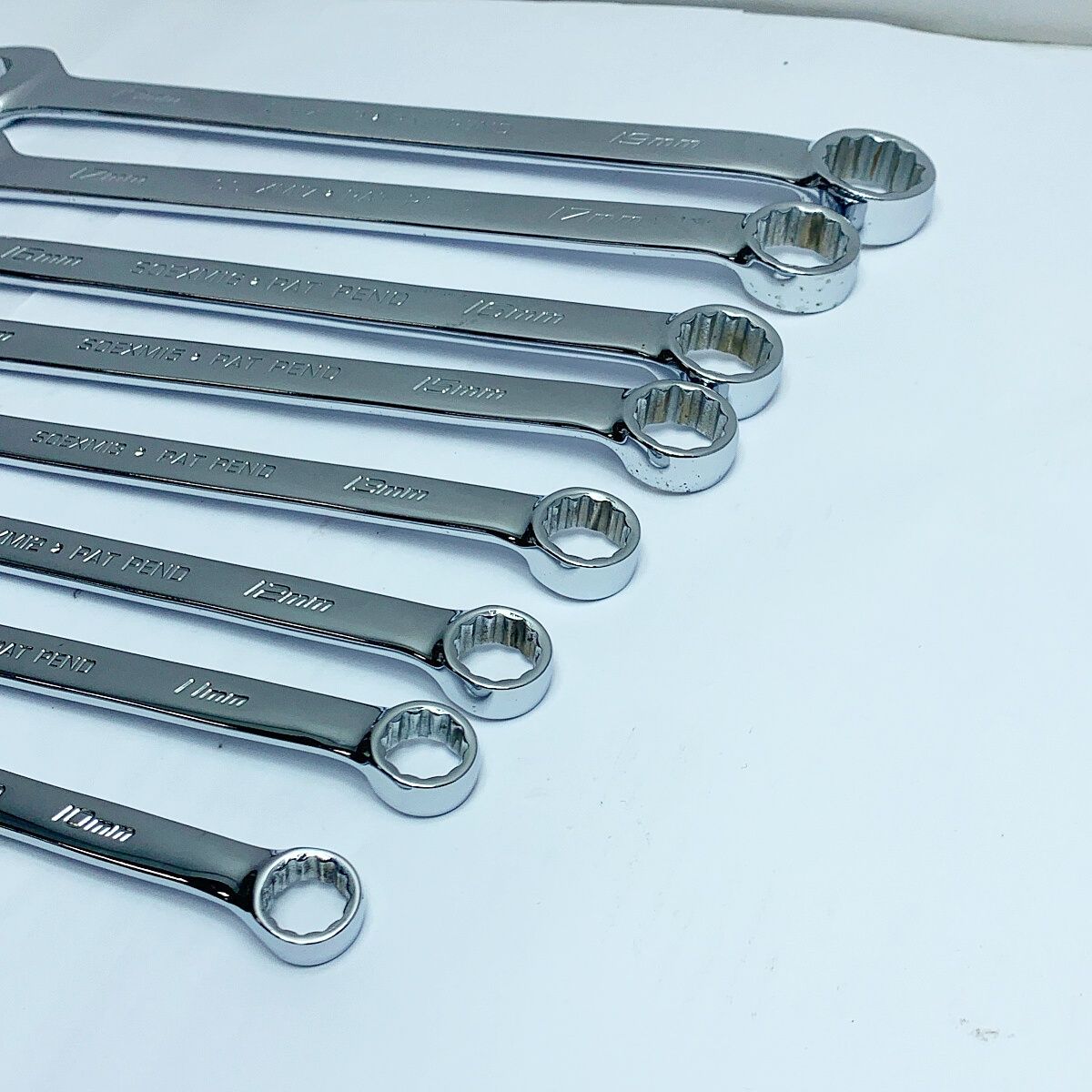 珊瑚 カフスボタンK14WG Pt900