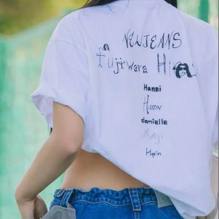 NEWJEANS x 藤原ヒロシ　コラボTシャツ NewJeans x Hiroshi Fujiwara COLLER T-シャツ VER.3(BLACK