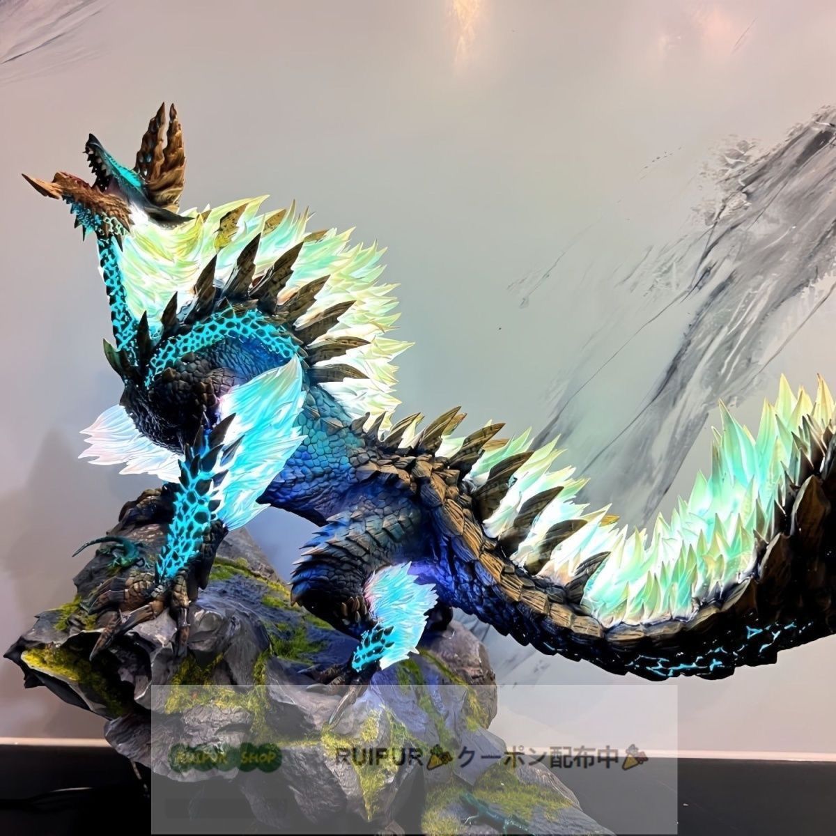 Amazon.co.jp: モンスターハンター ジンオウガ フィギュア LED