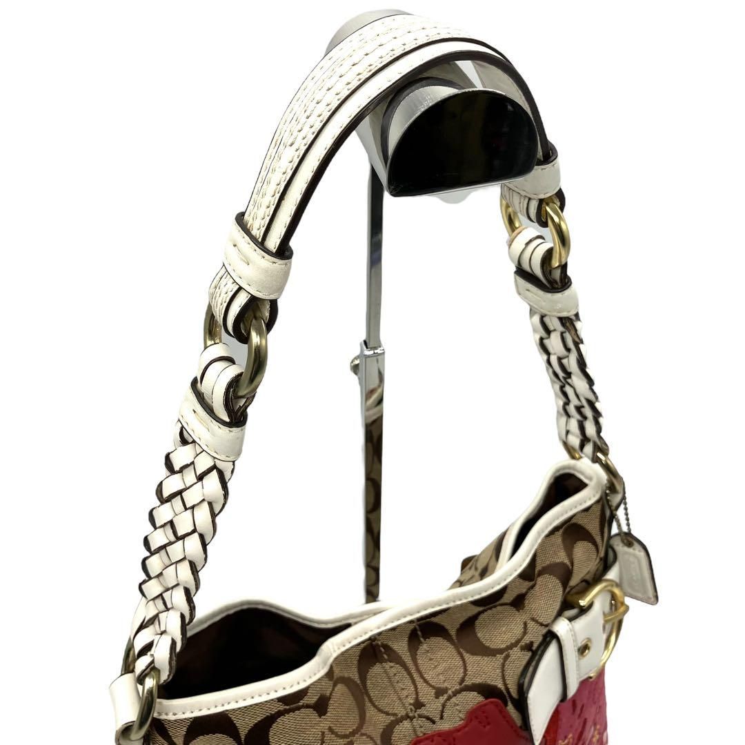 バッグ 2064 Coach Floral Signature Shoulder Bag 2064 Coach Floral Signature Shoulder Bag