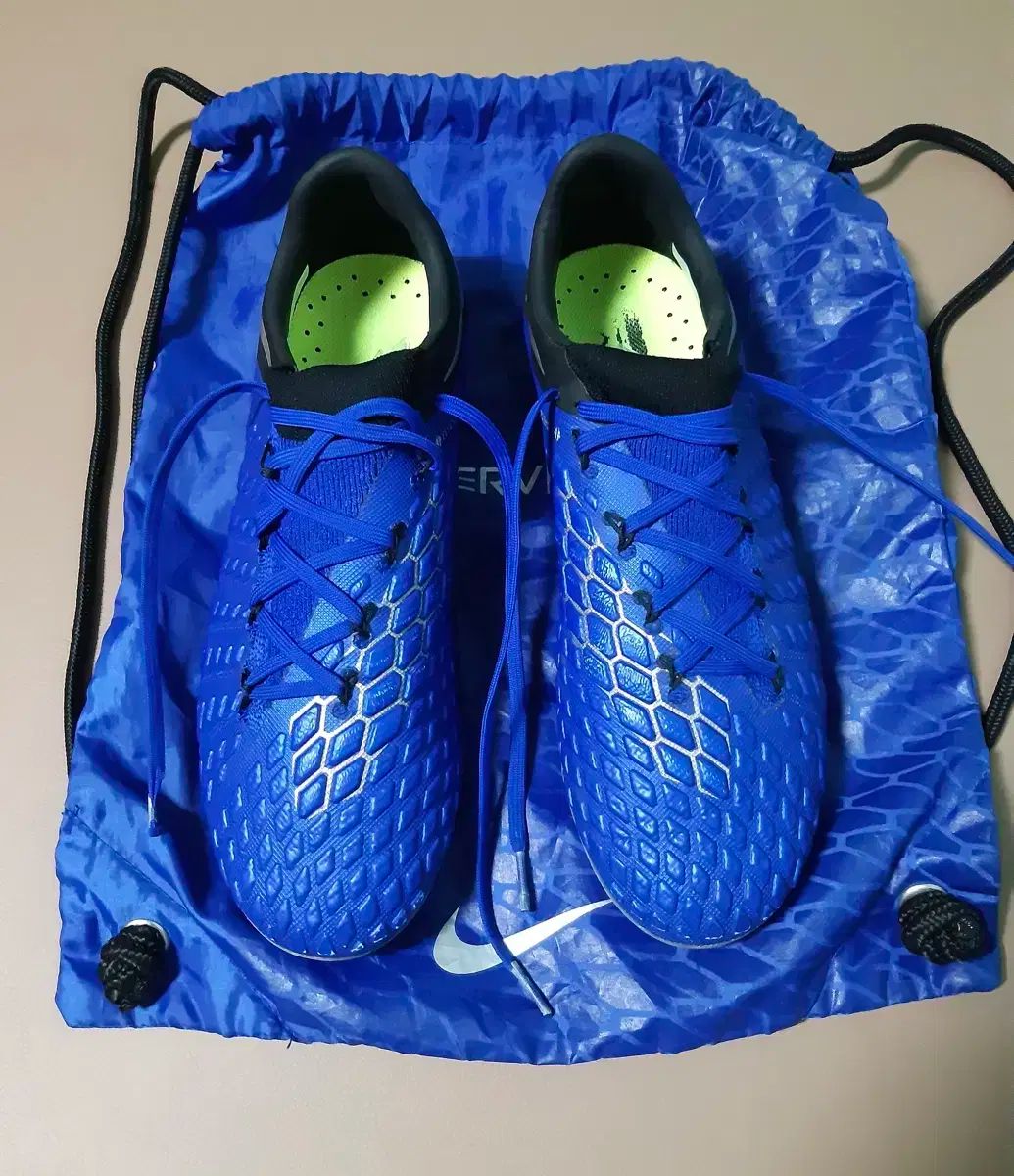 NIKE ナイキ サッカーシューズ ハイパーヴェノム ファントム 3 エリート HG ACC 260 サイズ