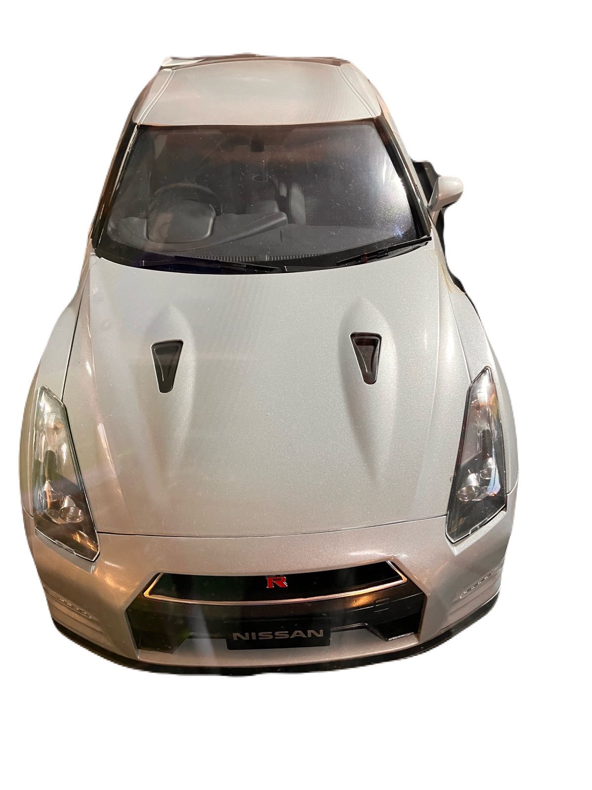 NISSAN GT-R