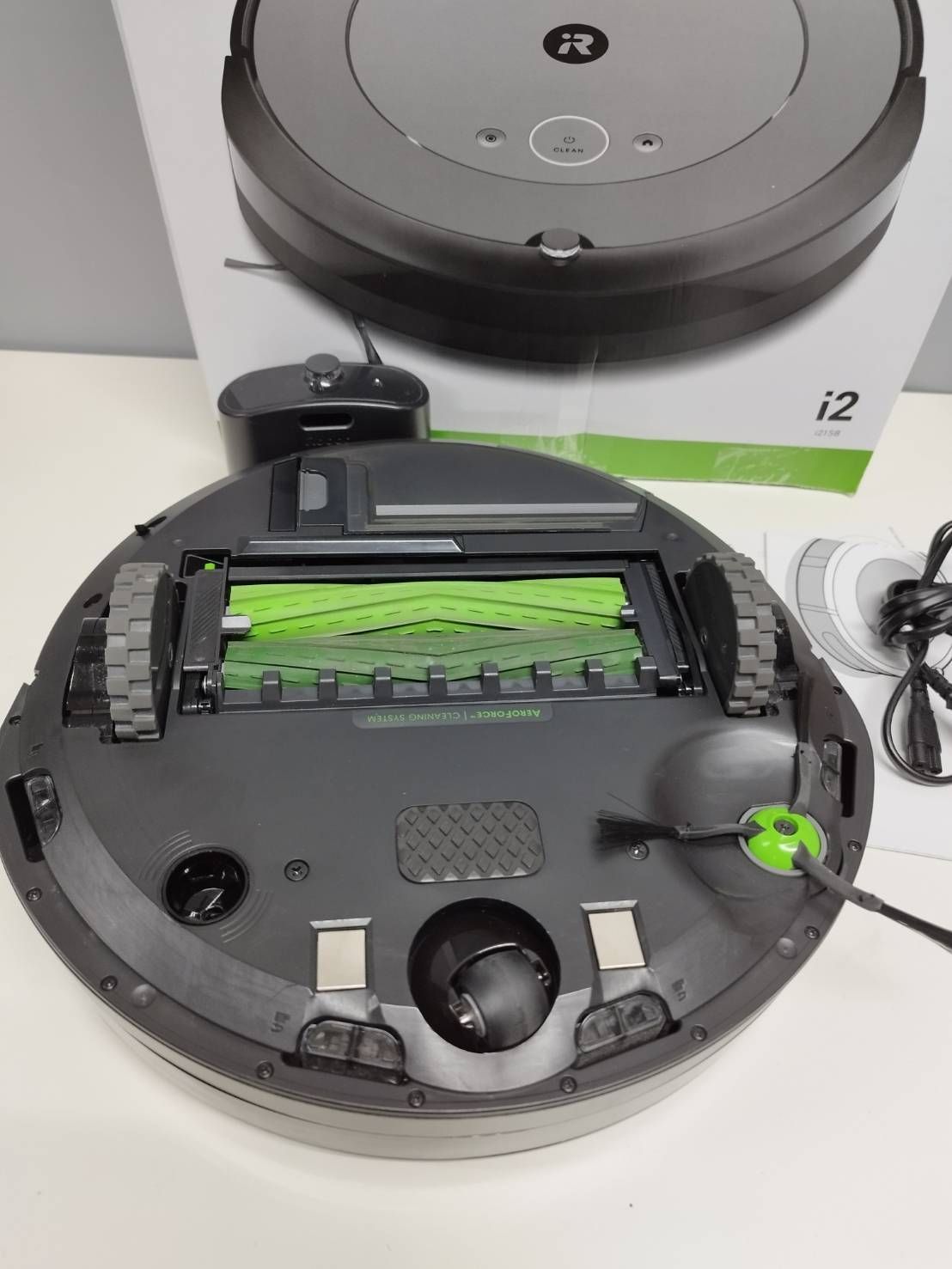 ジャンク】iRobot Roomba i2 ロボット掃除機/ルンバ/RVD-Y1