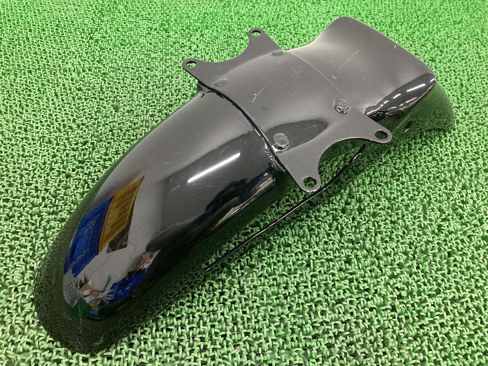 CBR400F フロントフェンダー NC17-1022*** ホンダ 純正 中古 バイク 部品 1984年式外し NC17 当時物 ペイント素材に 割れ欠け無し 品薄
