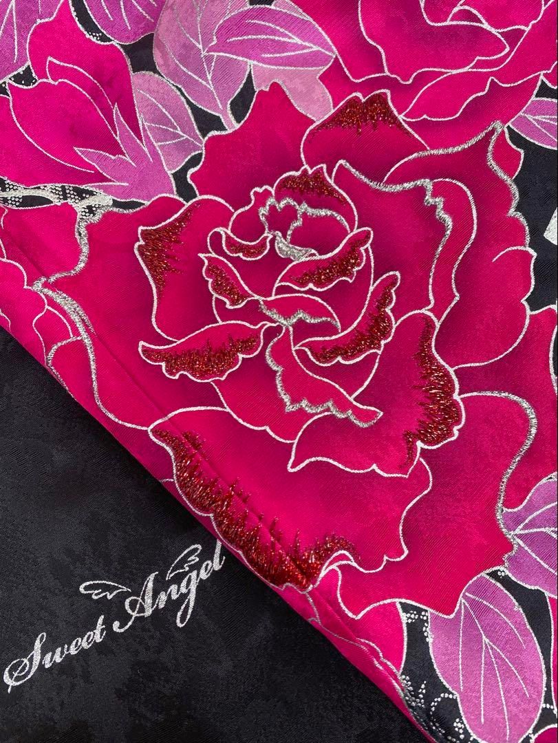 ブランド振袖 豪華 刺繍 銀彩 紋意匠 身丈160cm パールトーン加工済 