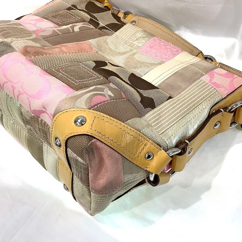 コ―チ（COACH） シグネチャー パッチワーク カーリーショルダーバッグ 