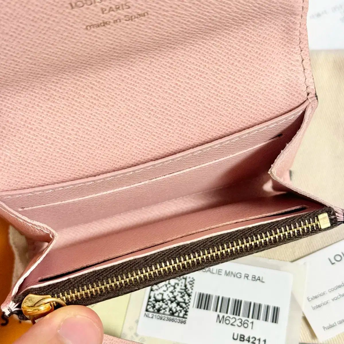 正規品 Louis Vuitton(ルイヴィトン) モノグラム ロザリ 財布