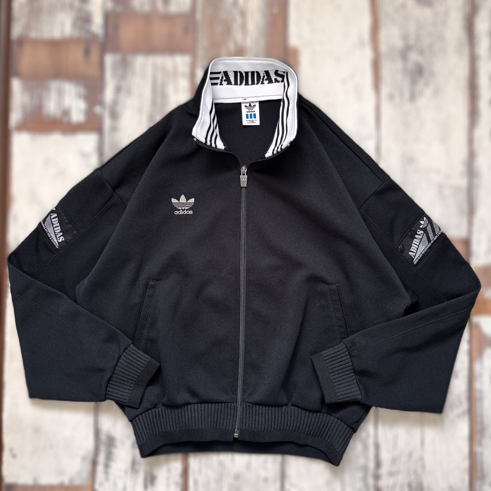 ヴィンテージ adidas アディダス トラックジャケット ロゴデザイン