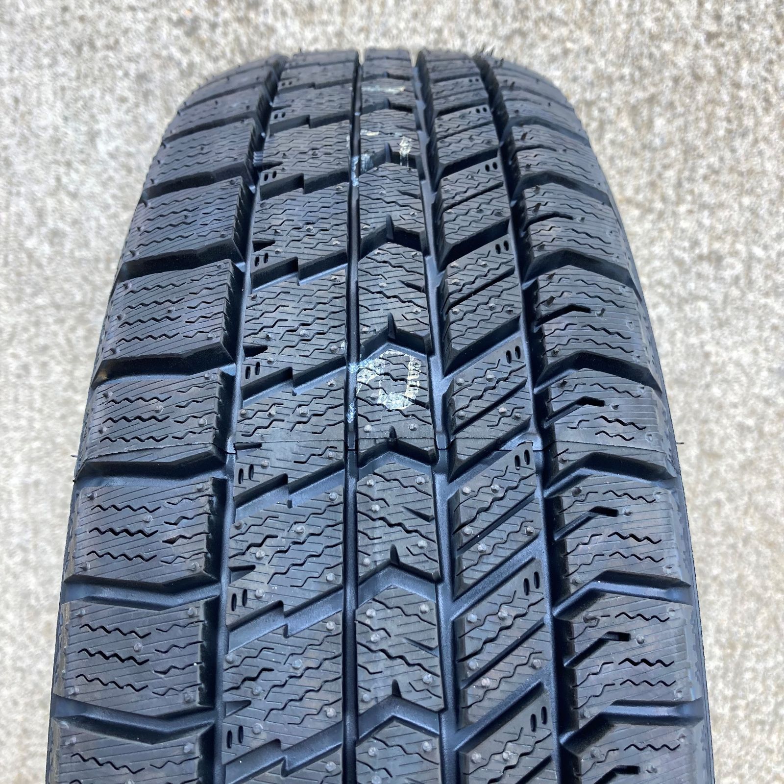 155/65R14 スタッドレスタイヤ 新品 ４本セット グッドイヤー アイス