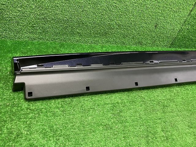 未使用品 トヨタ ヴェルファイア 76904-58060-C1 フロントドア 未使用品 トヨタ ヴェルファイア 76904-58060-C1 フロントドア