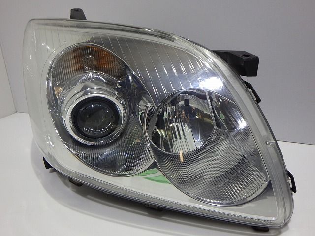 アベンシス