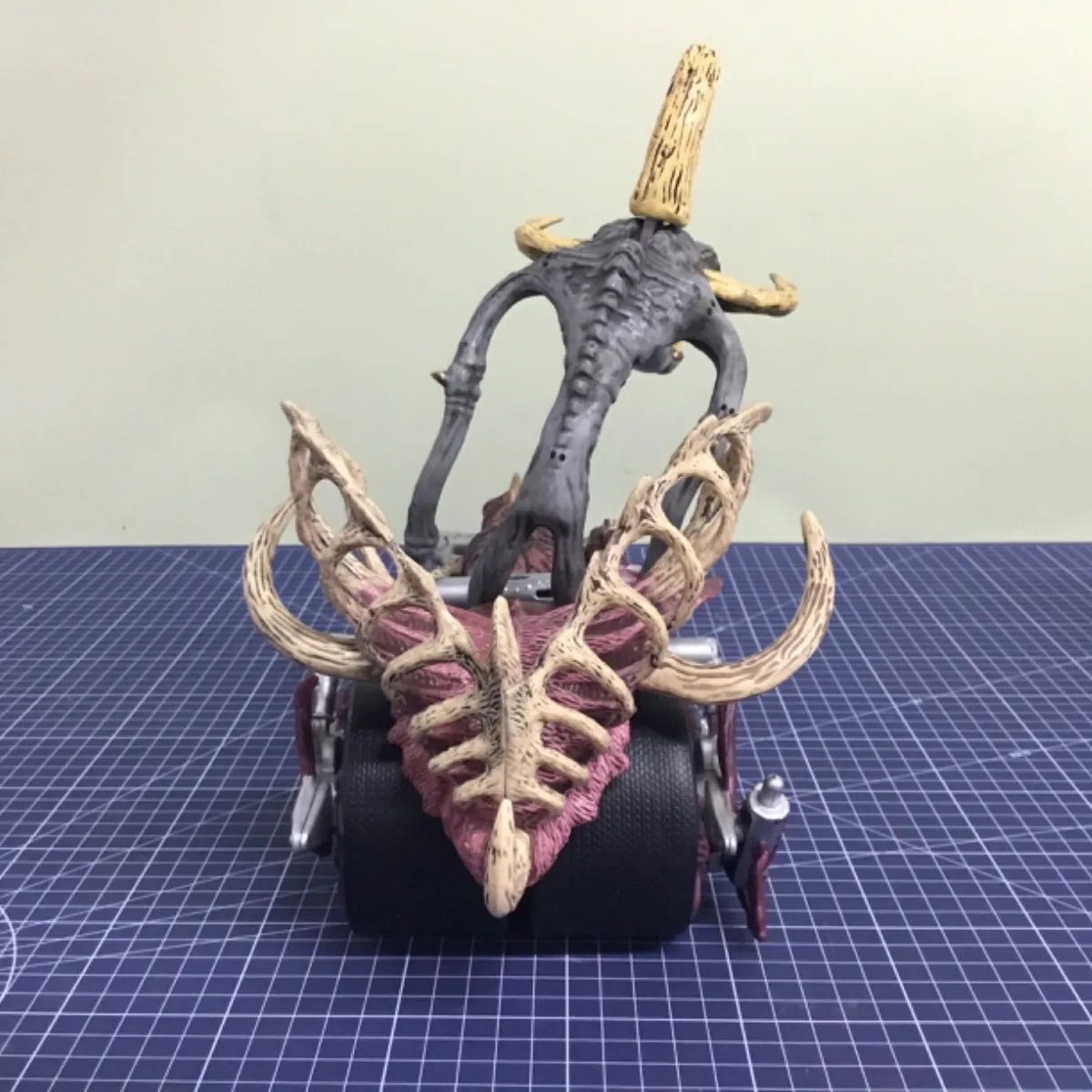 スポーン ウルトラアクションフィギュア バイオレーター