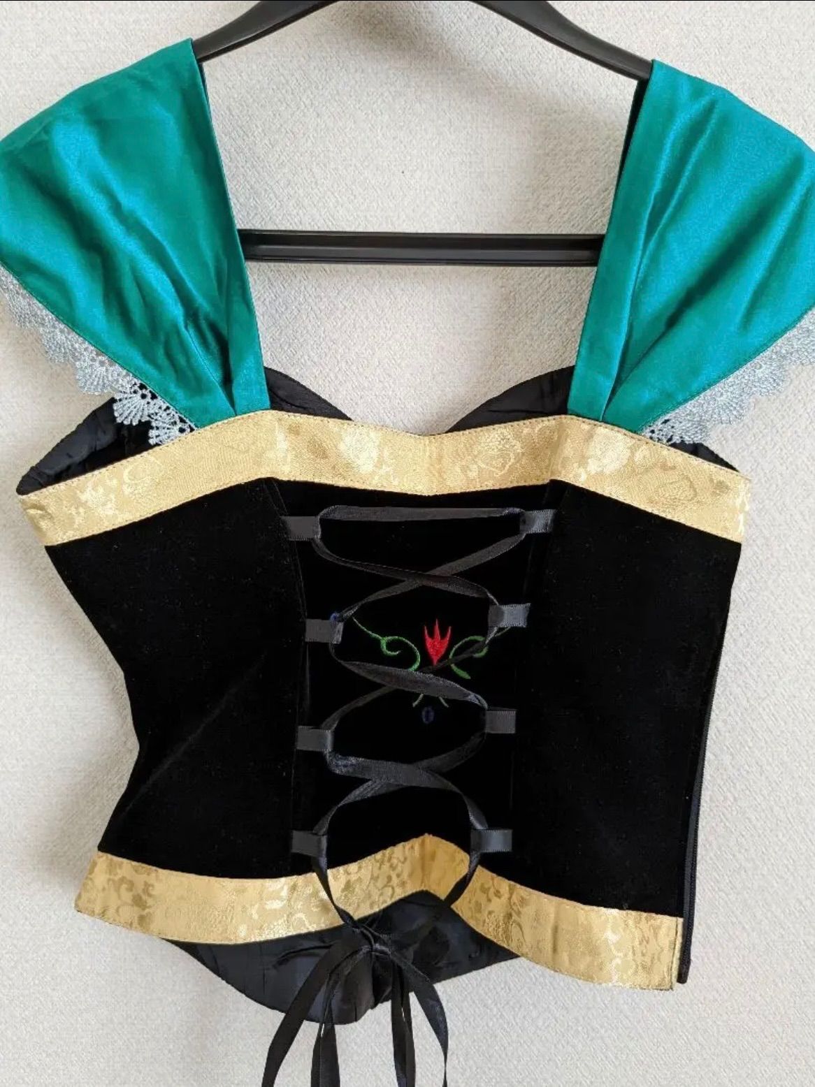 ドレス パーティー