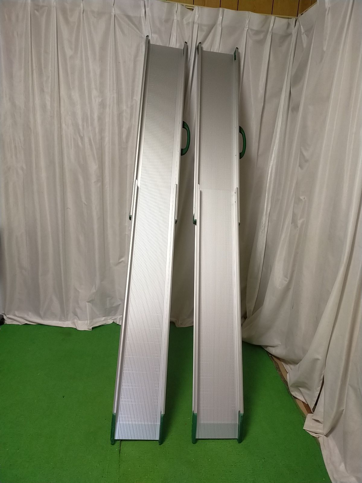 パシフィックサプライ テレスコピックスロープ（2本1組） ／1841 長さ150cm テレスコピックスロープ在庫限り ｜携帯用スロープ | 製品詳細