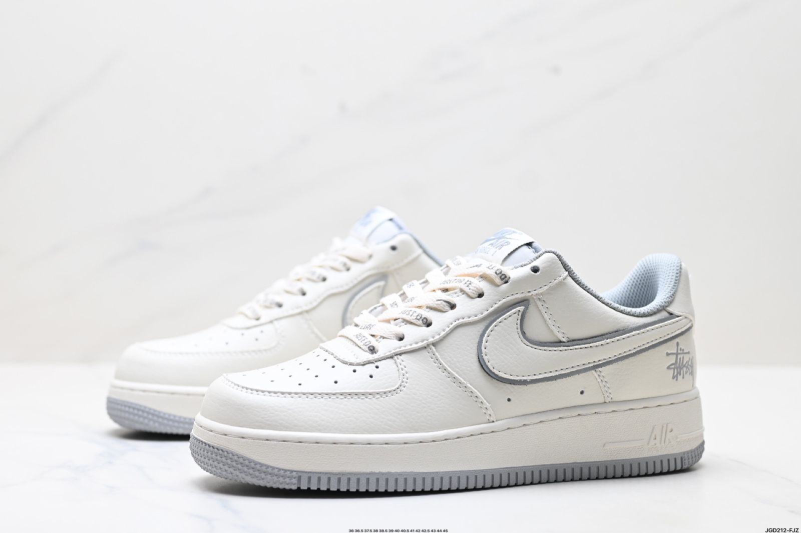 オリジナルラストとオリジナル厚紙板