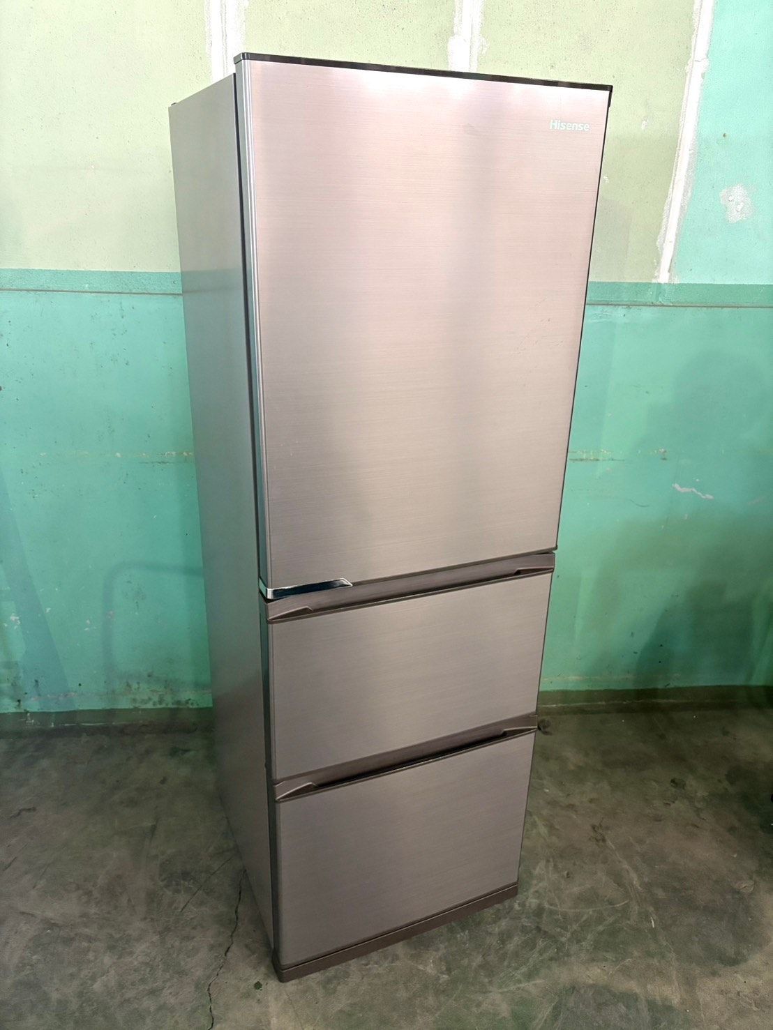 大阪送料無料★3か月保障付き★冷蔵庫★2021年★HR-D3601S★R-102 大阪送料無料☆3か月保障付☆冷蔵庫☆2021☆ハイセンス☆3ドア