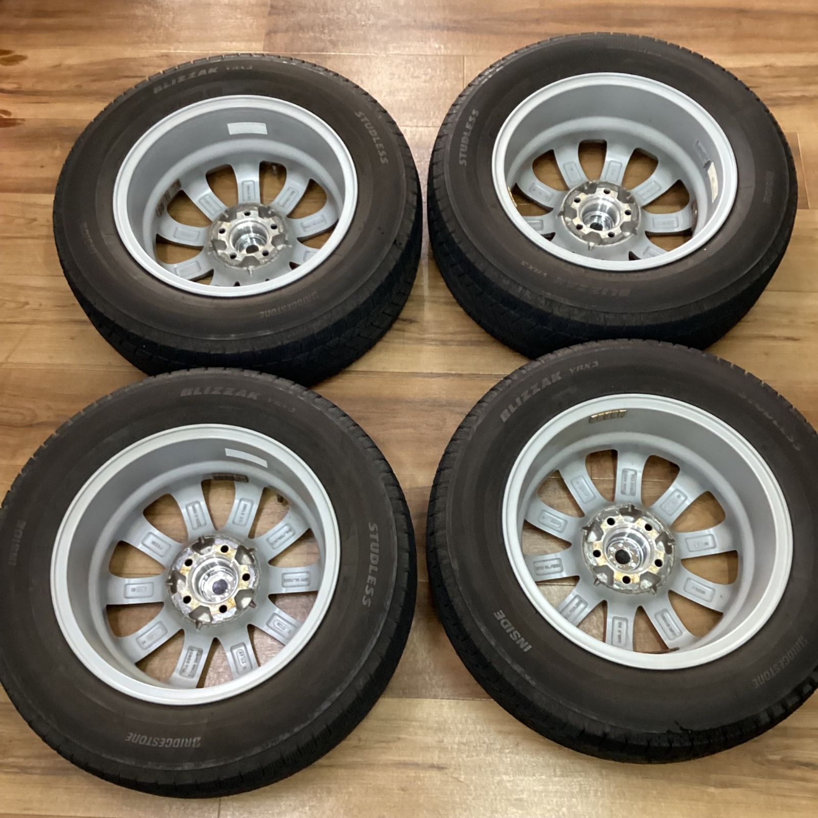 スタッドレスタイヤ+ホイールセット 195/65R15 ブリヂストン