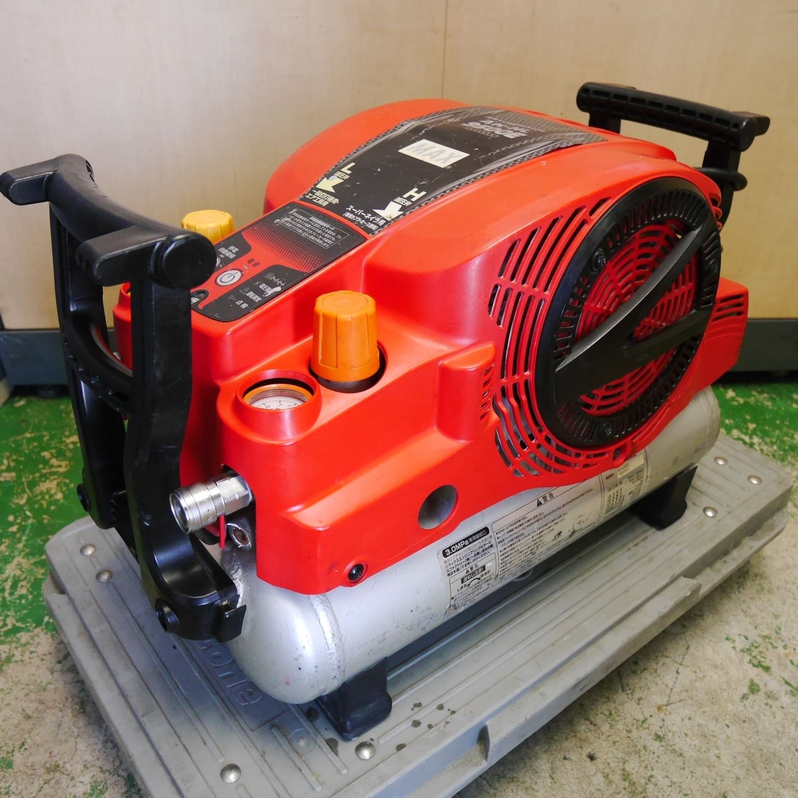 MAX マックス スーパー エア コンプレッサー AK-HL9500E エアー ツール 工具