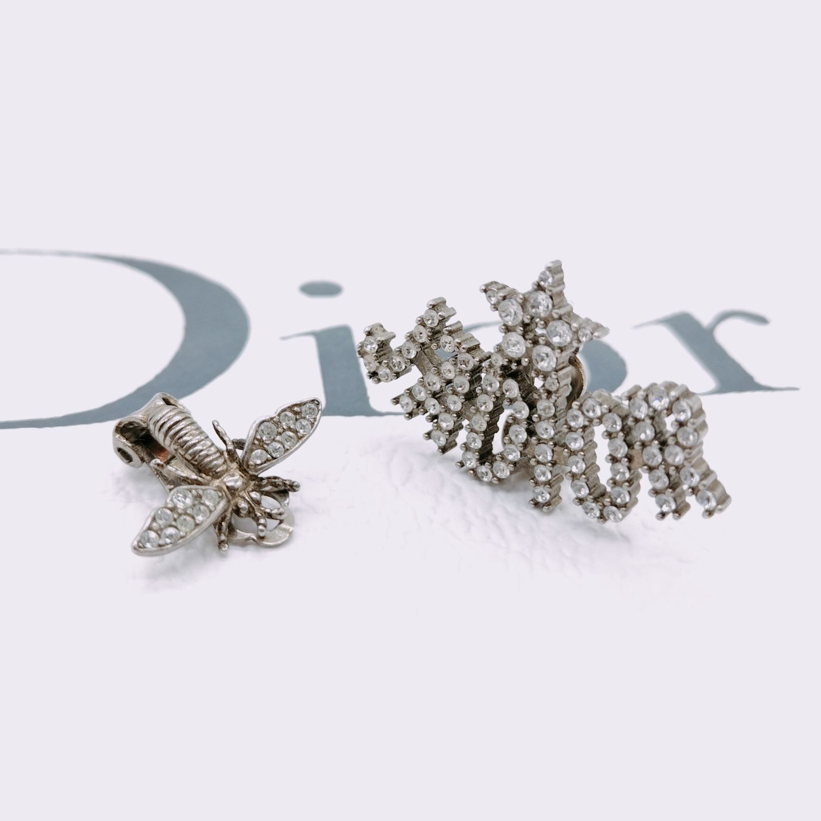 Dior J'A DIOR Bee ラインストーン アシンメトリー ピアス 美品 Dior J'A DIOR Bee ラインストーン アシンメトリー ピアス 美品