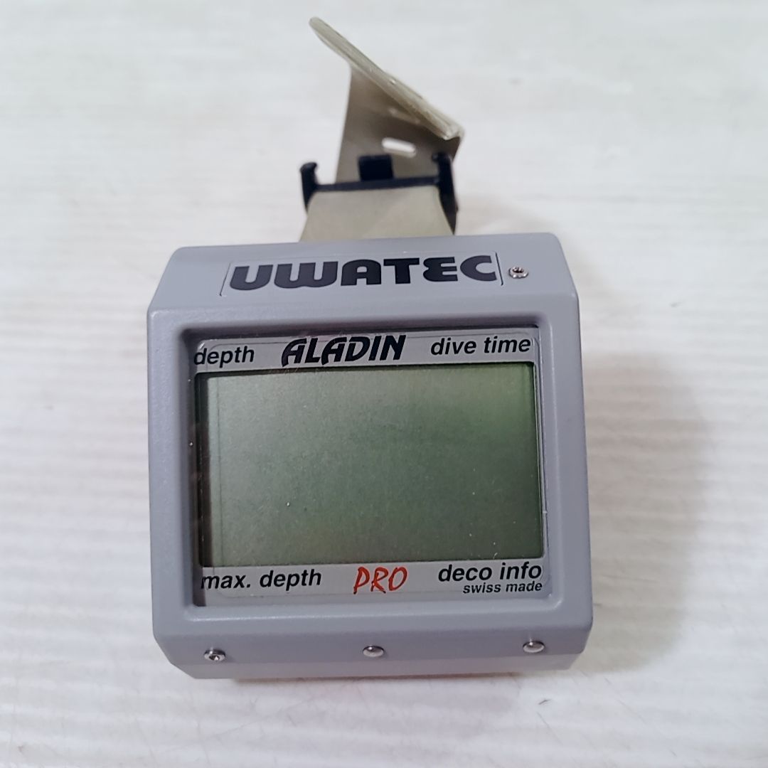 UWATEC ALADIN PRO ウワテック アラジンプロ ダイビングコンピュータ - メルカリ