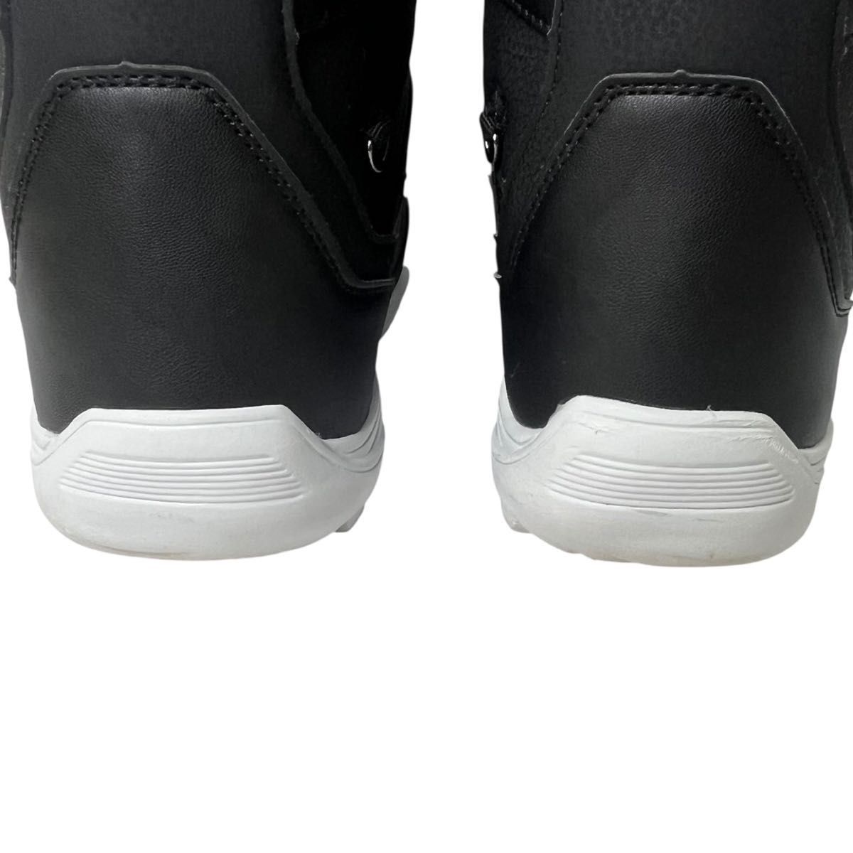 スノーボードブーツ