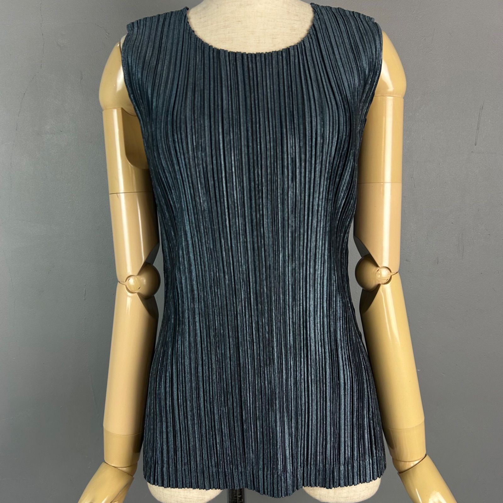 美品 日本製 PLEATS PLEASE ISSEY MIYAKE イッセイミヤケ プリーツ